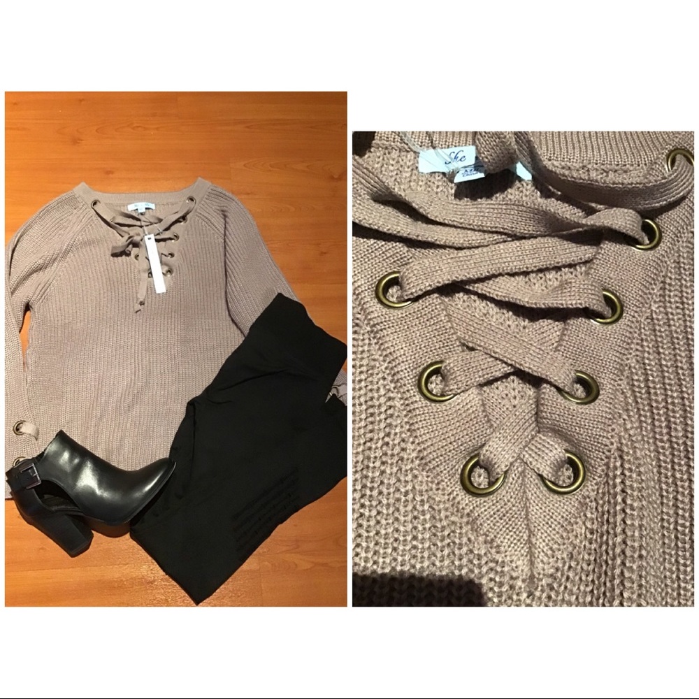 💁🏻 Lavender Lace Up Sweater NEW 💁🏻